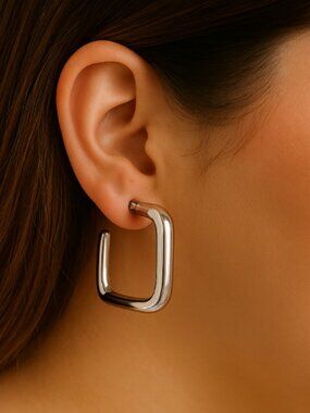 🩶 Express Silver Square Hoop Earrings 🩶